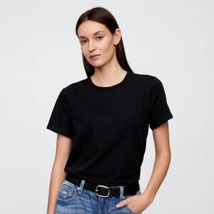 ⚡️3 for $17⚡️GAP Favorite T